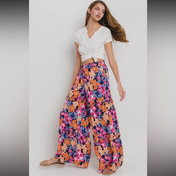 30 Floral Print Ruffled Tiered Pants - Picture 2 of 6